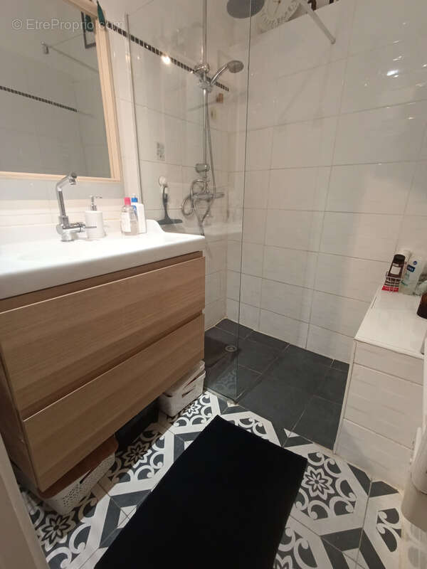 Appartement à MARSEILLE-2E