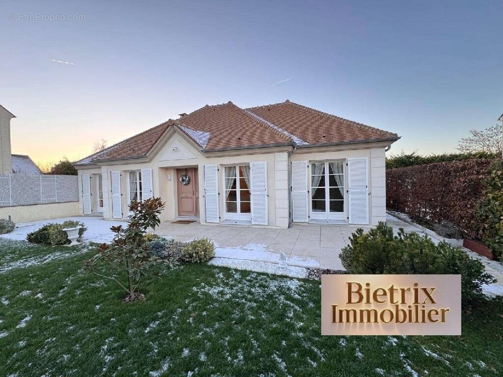 Maison à L'ISLE-ADAM