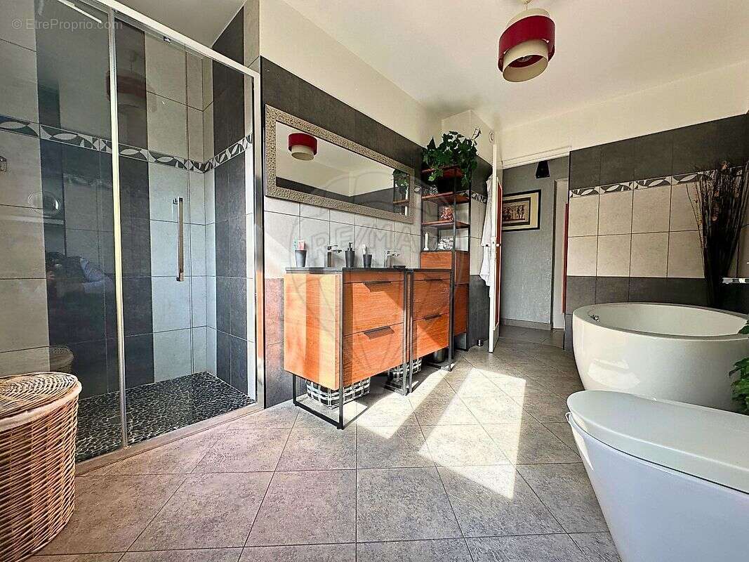 Maison à CREPY-EN-VALOIS