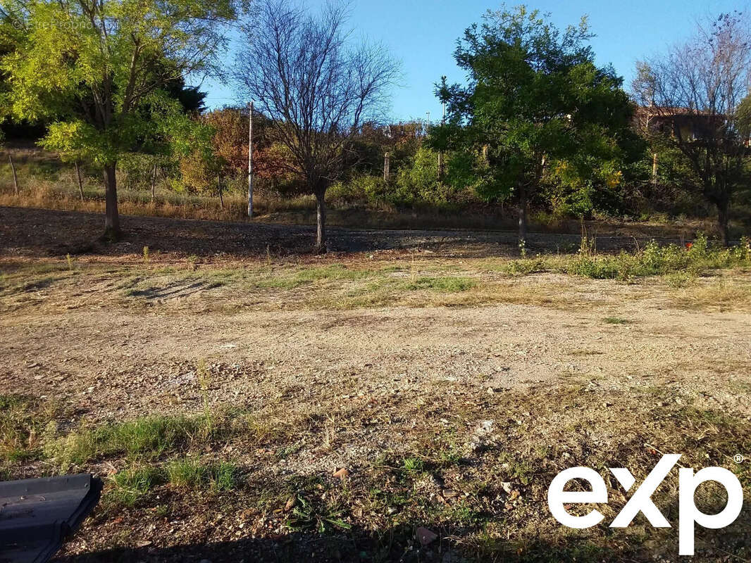 Terrain à MOLIERES