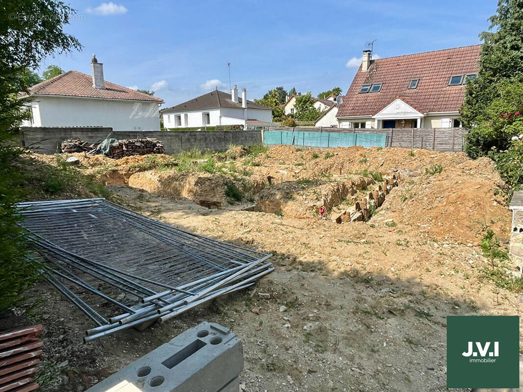 Terrain à MONTMORENCY