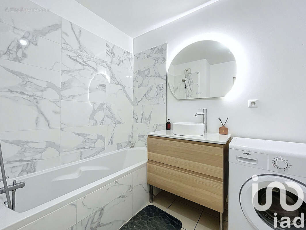 Photo 9 - Appartement à VENISSIEUX