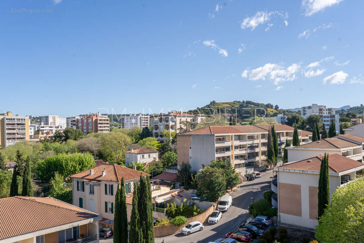 Appartement à MARSEILLE-11E