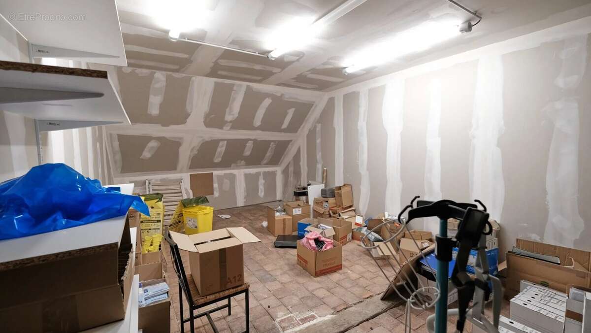 Maison à OUROUX-EN-MORVAN