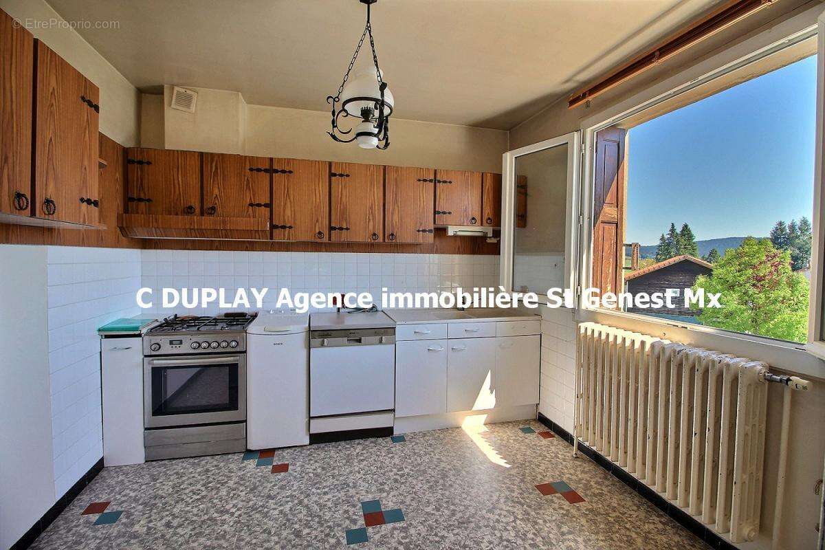 Maison à SAINT-GENEST-MALIFAUX