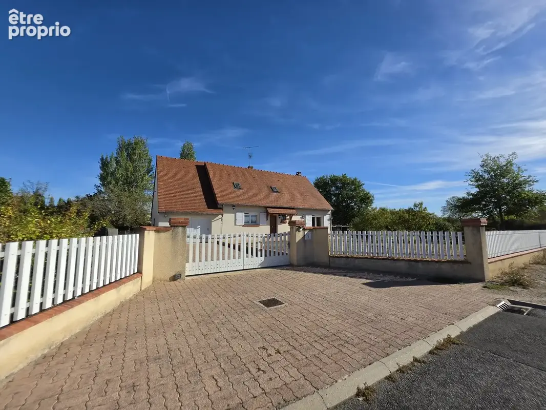 Photo Maison à Saint-Denis-En-Val au prix de 325 500€