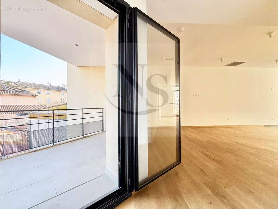 Appartement à AIX-EN-PROVENCE