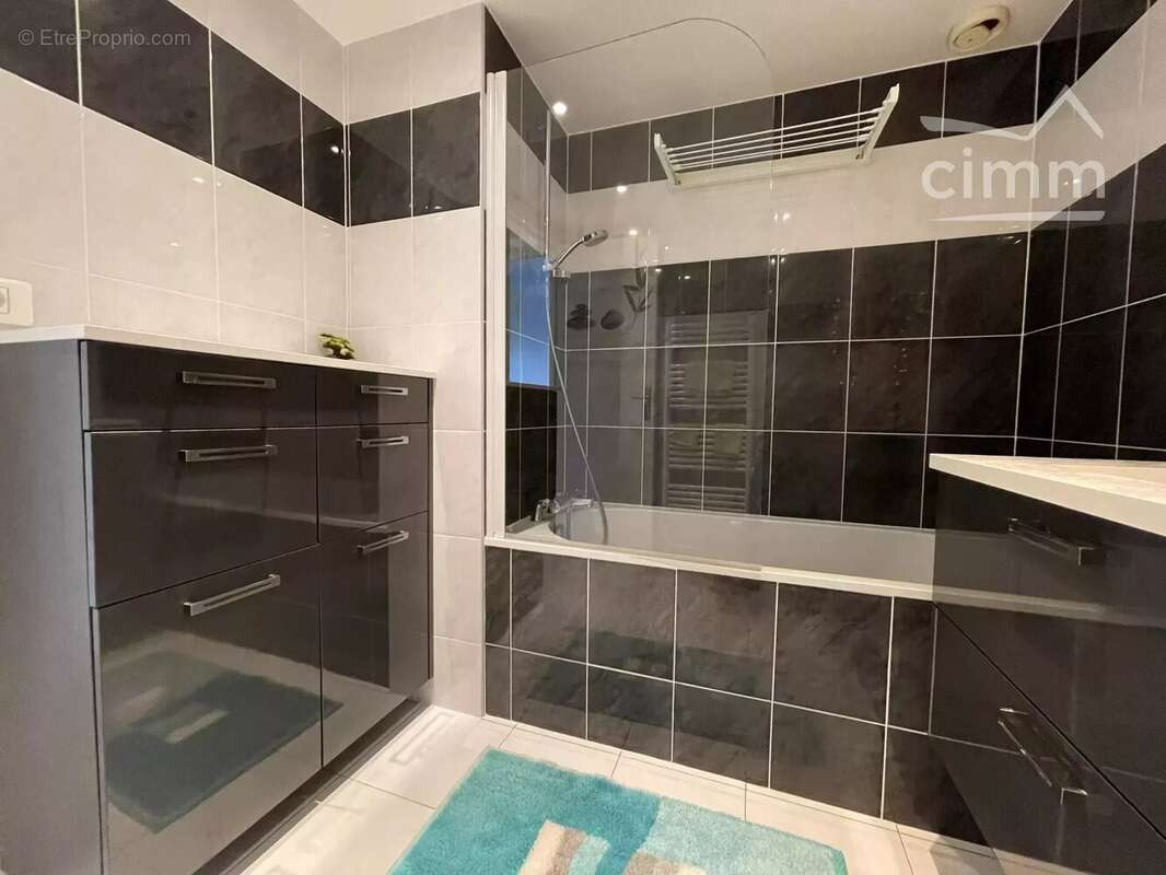 Appartement à CROISSY-SUR-SEINE