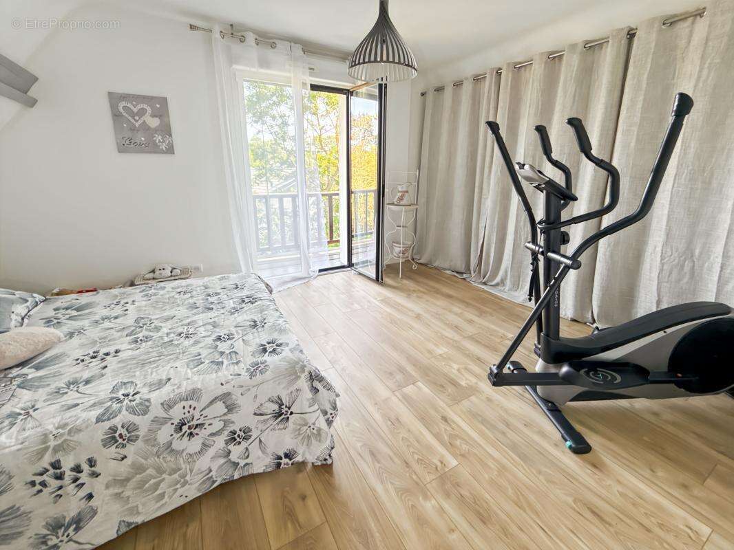 Demeure d’exception au Sud d’Orléans – Prestations haut de gamme & Piscine - photo 14