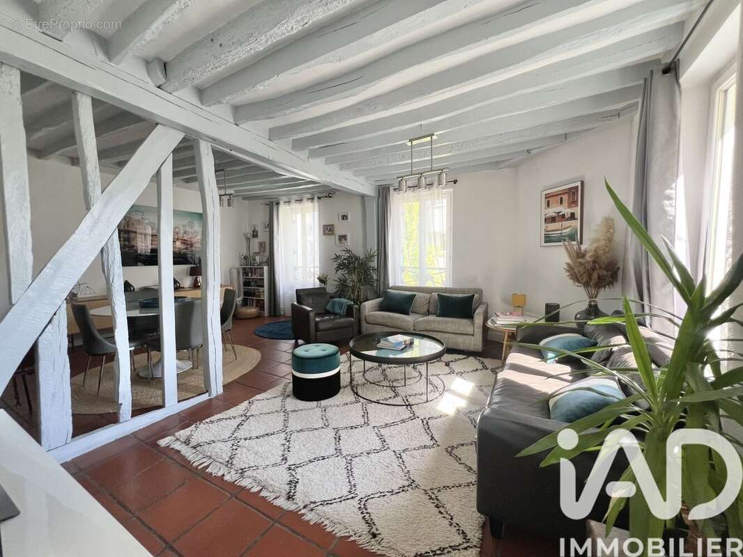 Photo 2 - Appartement à PUTEAUX