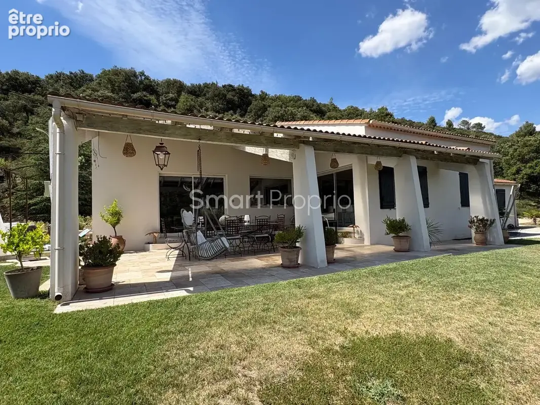 Allemagne-en-provence   propriété de charme avec piscine, t2 indépendant et plus de 5 000 m2 de terrain - photo 3