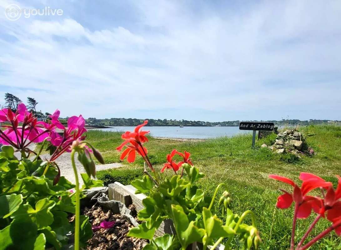 Maison à PLOUGUERNEAU