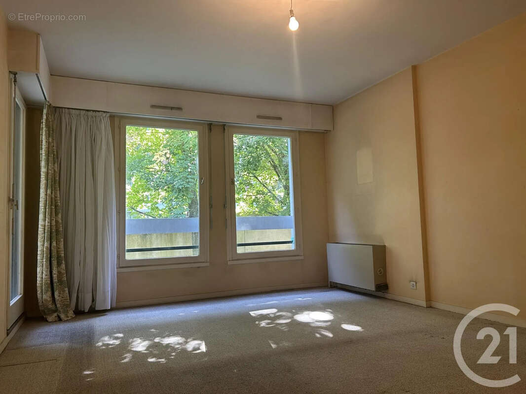 Appartement à AVON