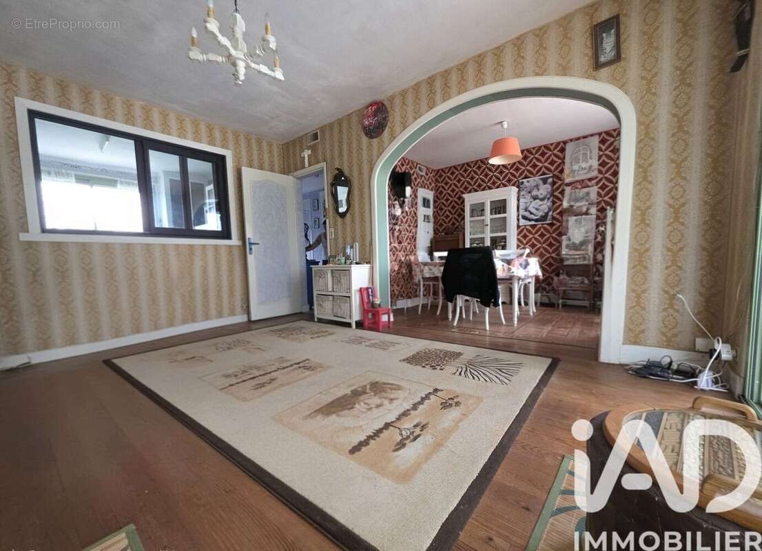 Maison 81 m² à Lavergne  - photo 7