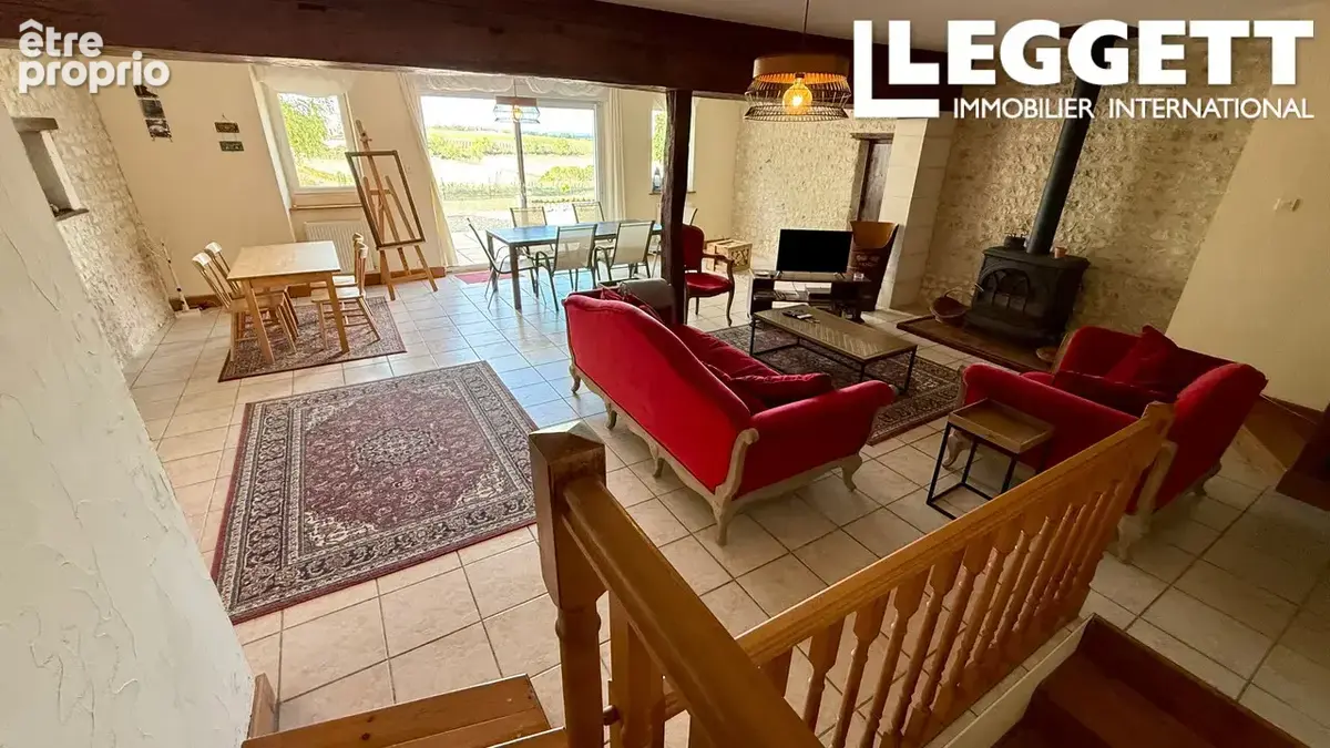 Une charmante ferme charantaise de 6 lits avec magnifique piscine et vues spectaculaires - photo 8