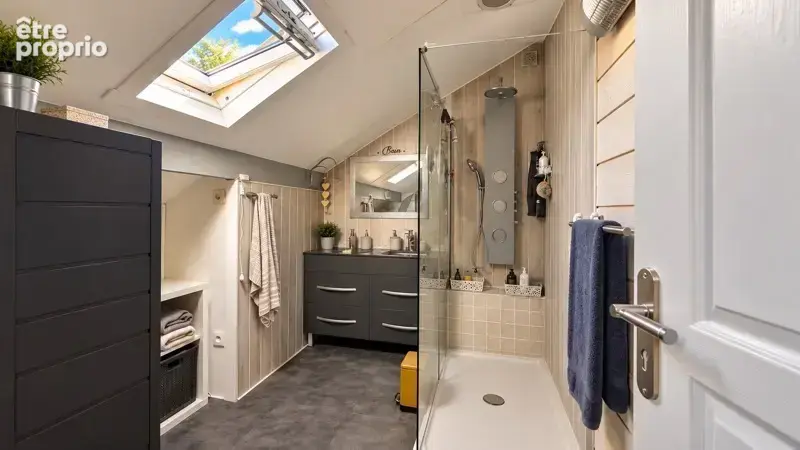 Maison de 9 pièces principales - photo 7
