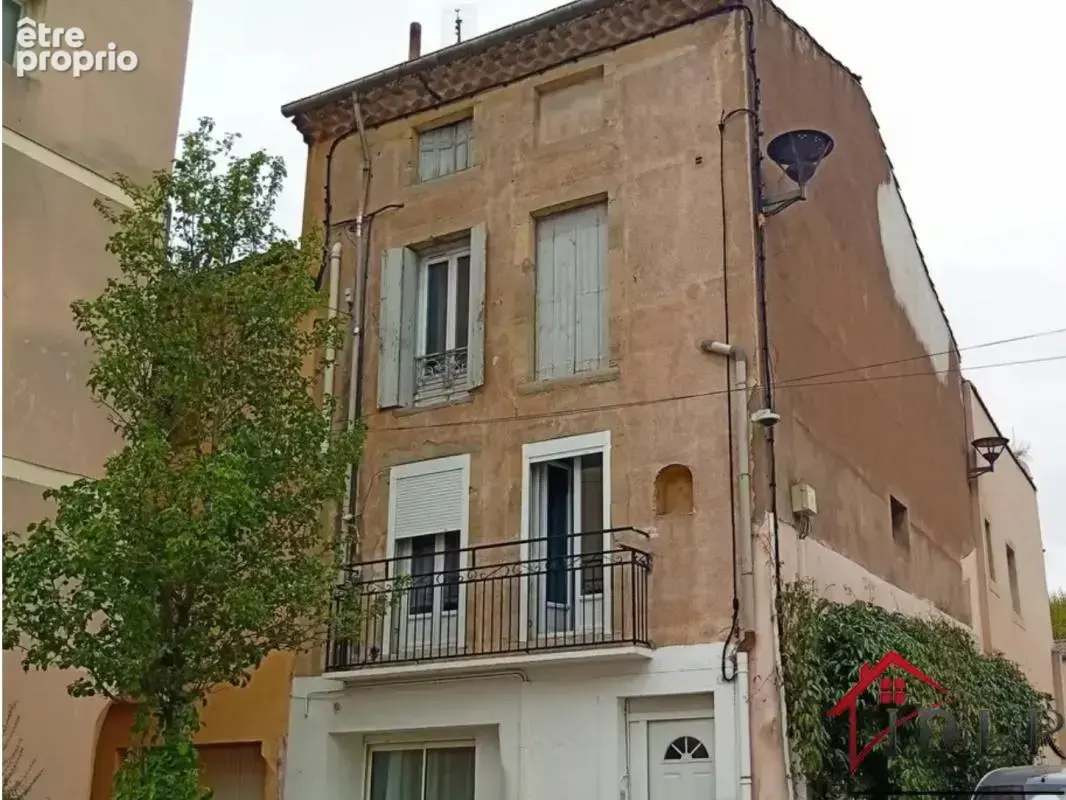 Immeuble à Bédarieux (34600) - photo 1