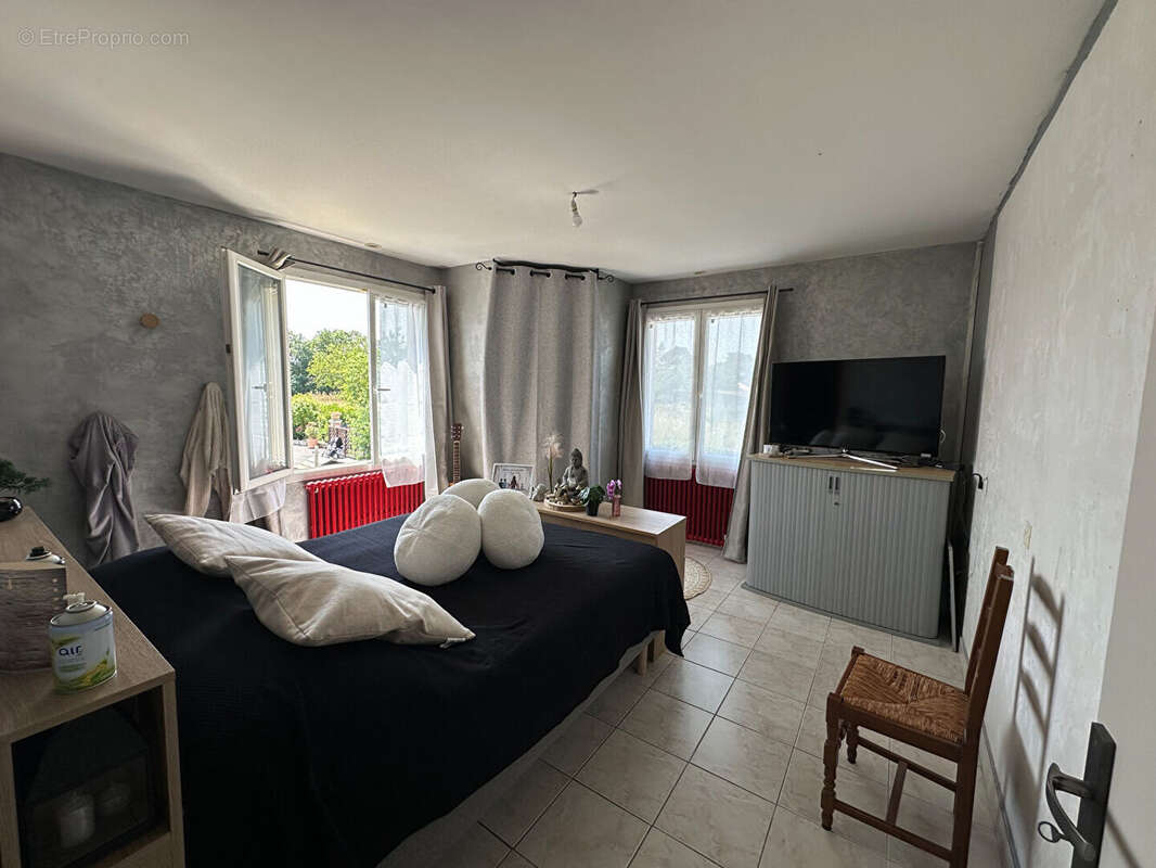 Maison familiale au coeur de Chavagnes-les-Redoux - photo 4