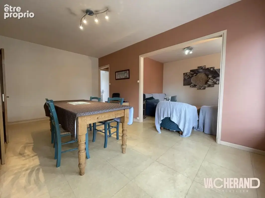Appartement 4 pièces 80 m² à vendre à Lille (59000) - photo 2