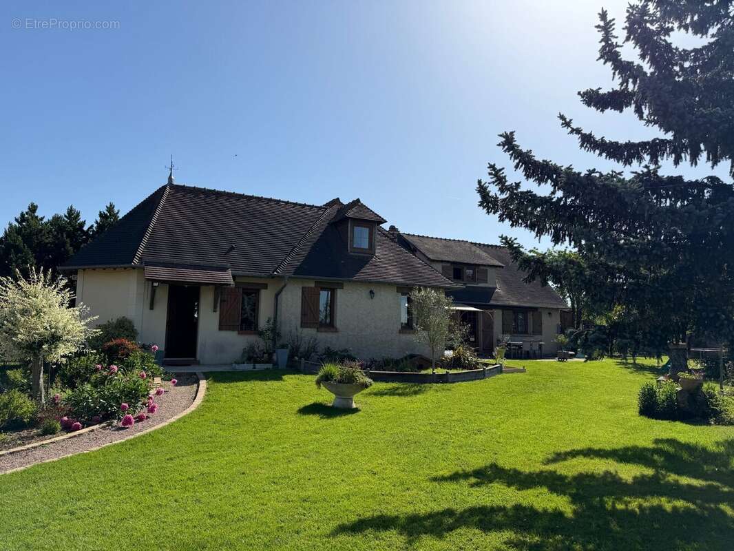 Maison à PACY-SUR-EURE