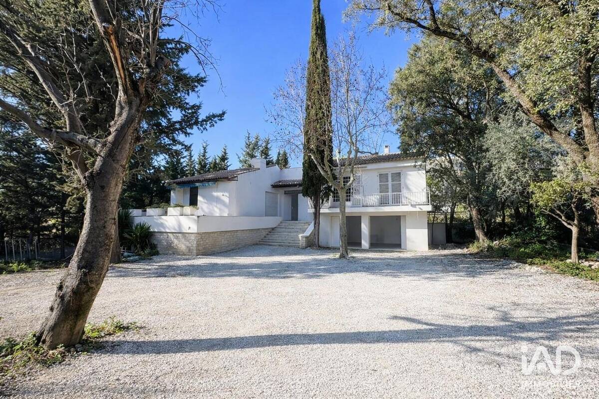 Photo 1 - Maison à MARSEILLE-12E