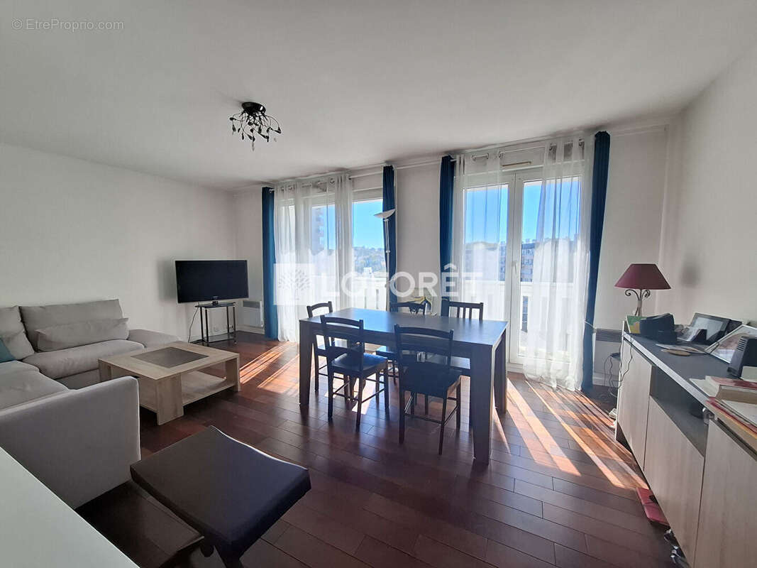 Appartement à VILLEMOMBLE