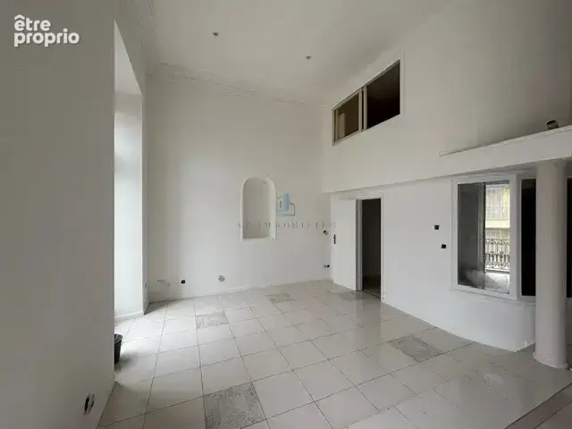 Spacieux Duplex - 3 Pièces - Travaux à Prévoir - Cœur de Menton - photo 3