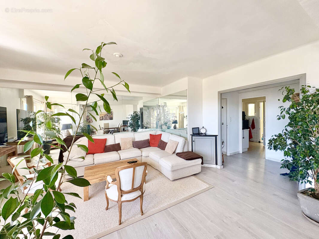 Appartement à SANARY-SUR-MER