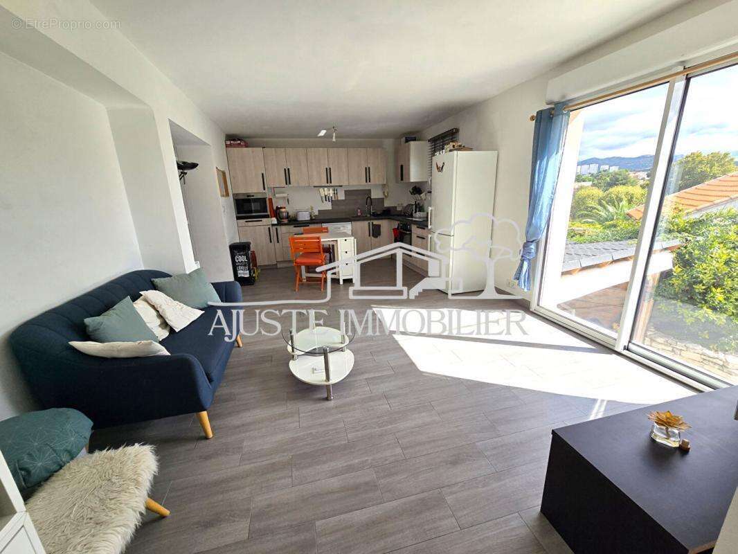 Maison à LES PENNES-MIRABEAU