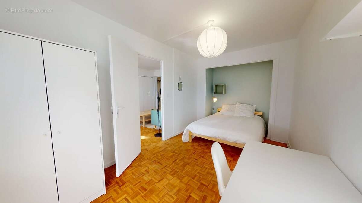 Appartement à MONT-SAINT-AIGNAN