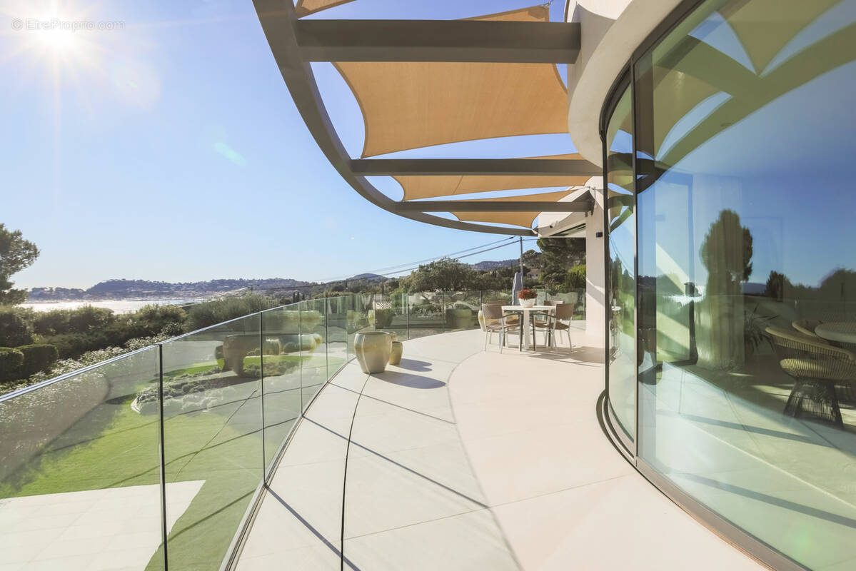 Maison à CAVALAIRE-SUR-MER