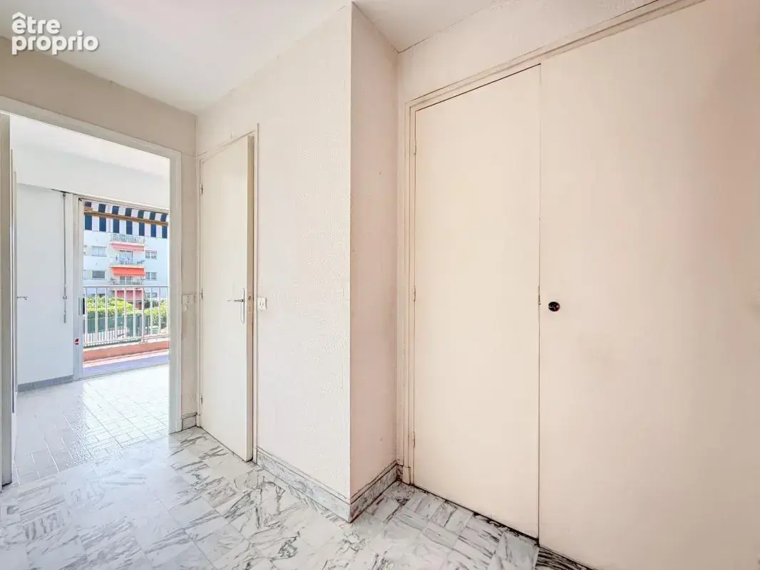 Appartement À Vendre - photo 6