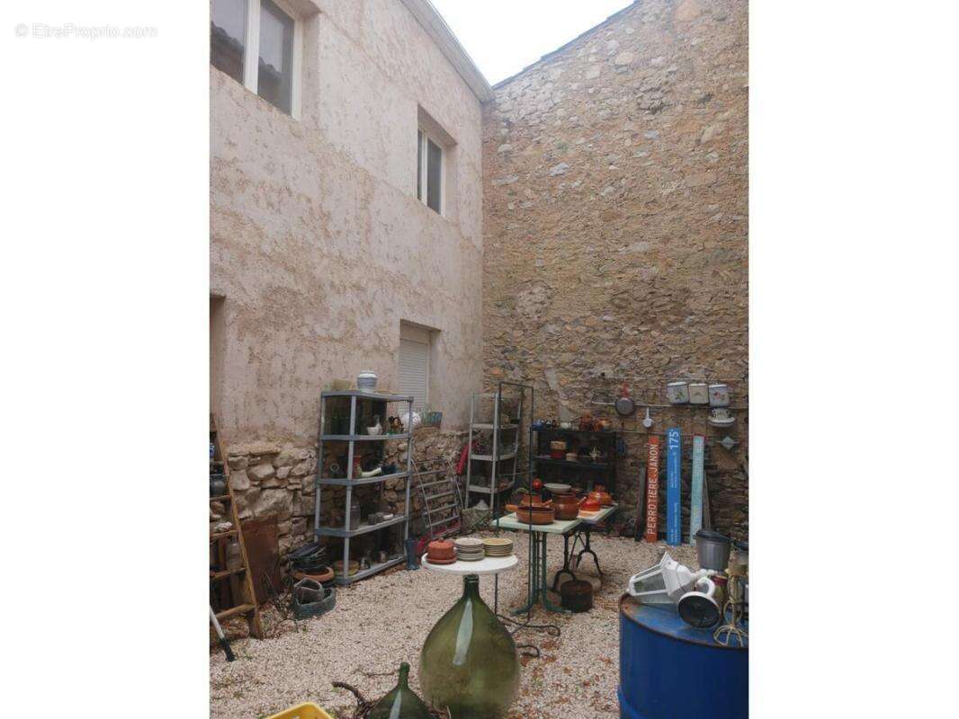 Maison à BIZE-MINERVOIS