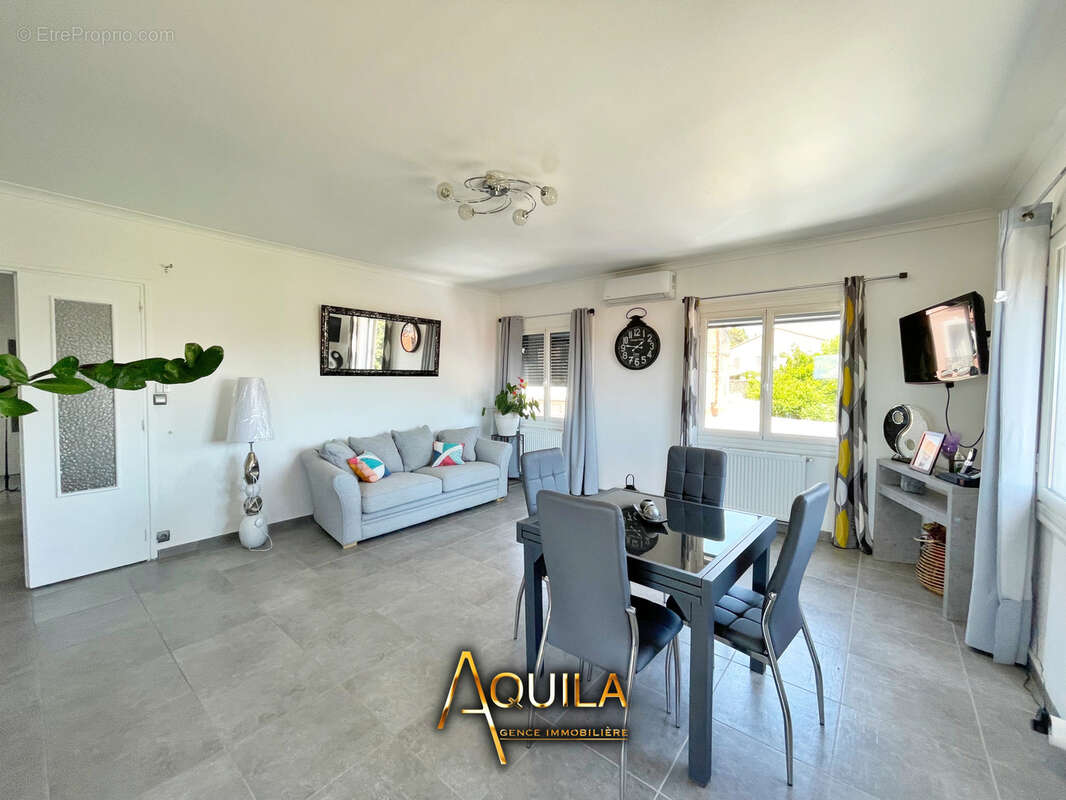 Maison à MAUREILHAN