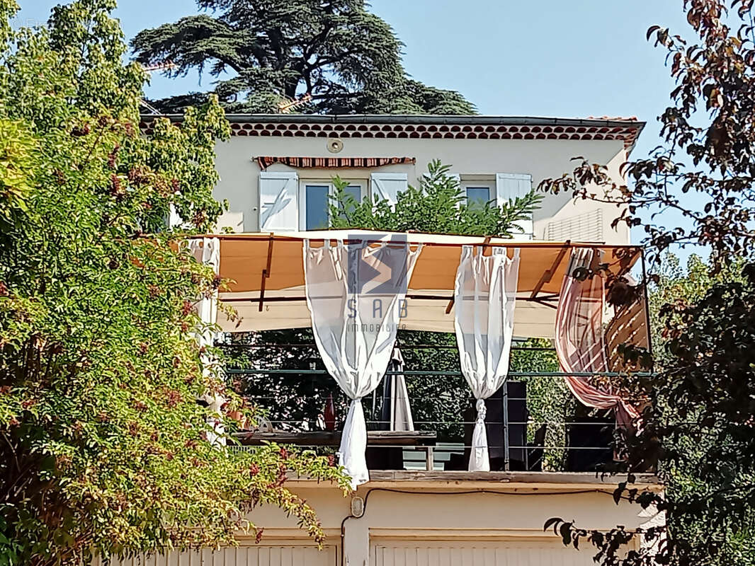 Maison à LA VOULTE-SUR-RHONE