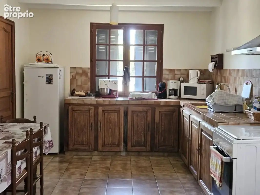Ferme moderne avec une seconde maison à rénover - photo 10