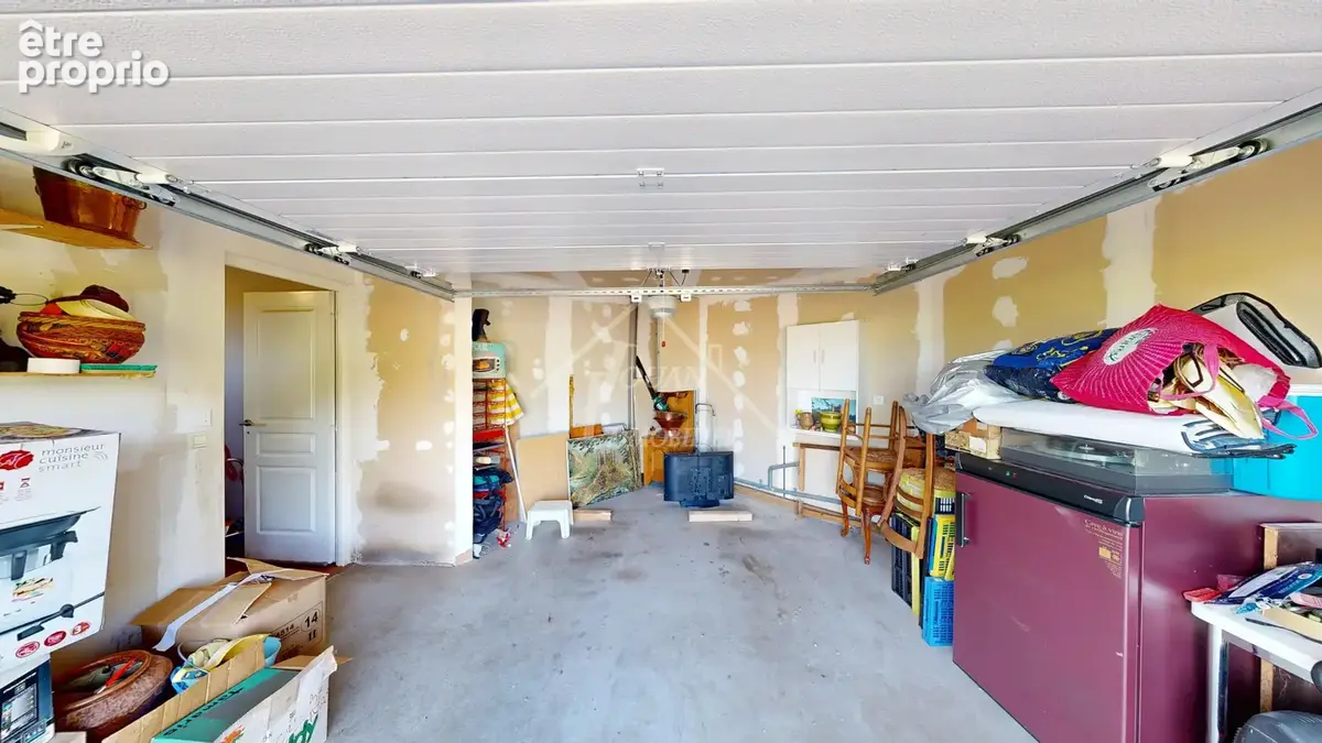Exclusivite proche gannat jolie maison trois chambres garage terrain - photo 14