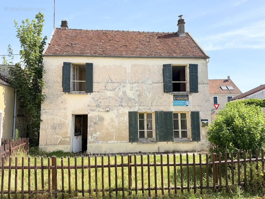 Maison à COULOMMIERS