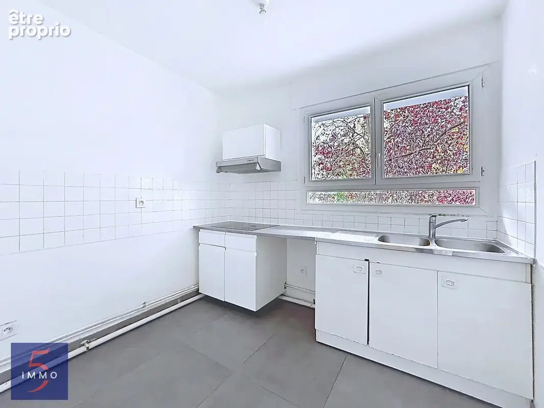 Prix attractif –f2 proche rer bry – balcon 10 m² - photo 4