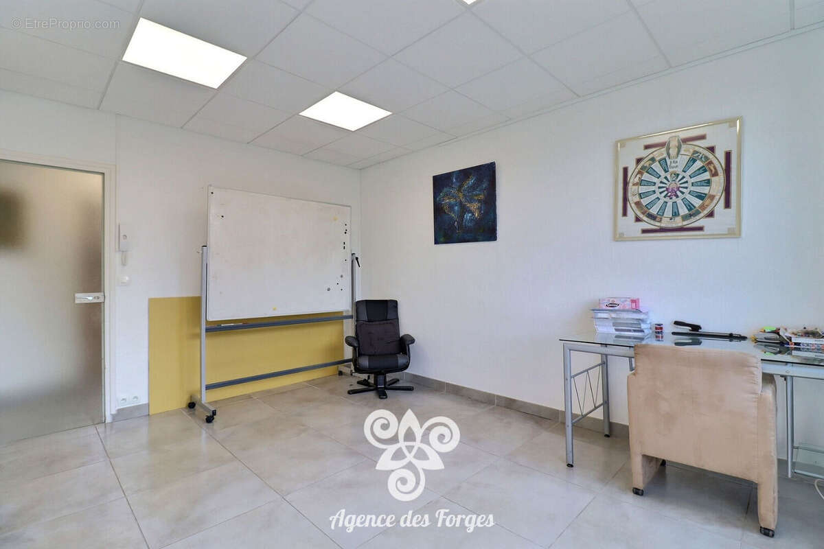 Bureaux - Nantes secteur Mangin-Beaulieu - 103.47 m² - photo 5