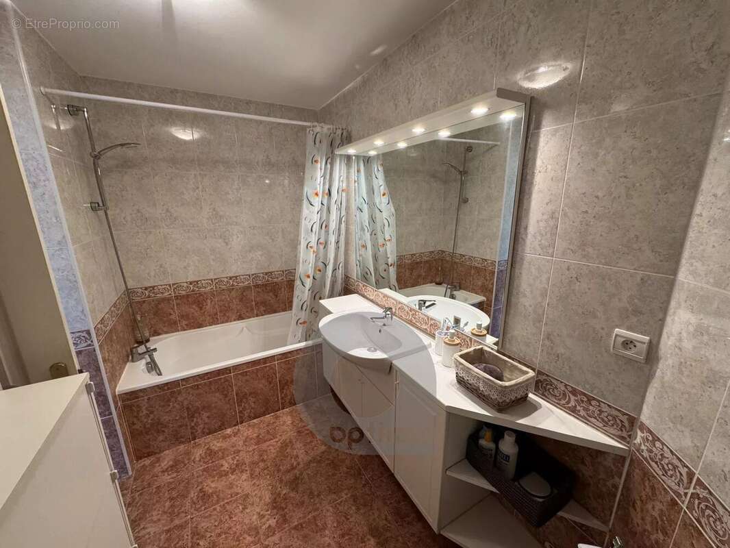 Appartement à MENTON