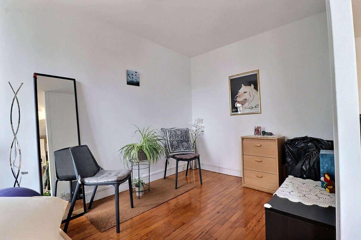 Appartement à COLOMBES