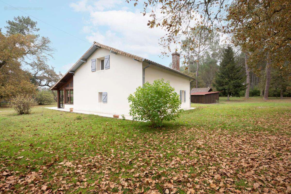 Maison à CAMPET-ET-LAMOLERE