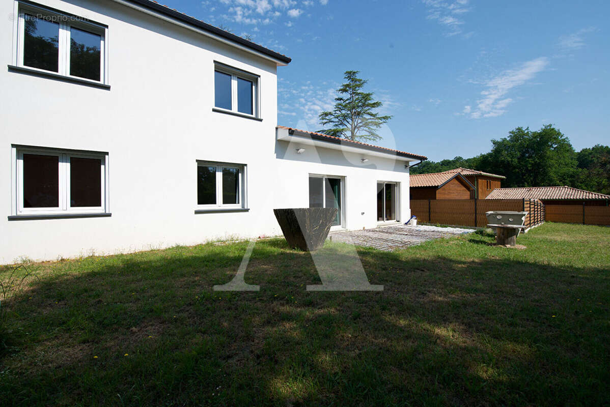 Architectures rénovée - 2023 - maison familiale sadirac - photo 2