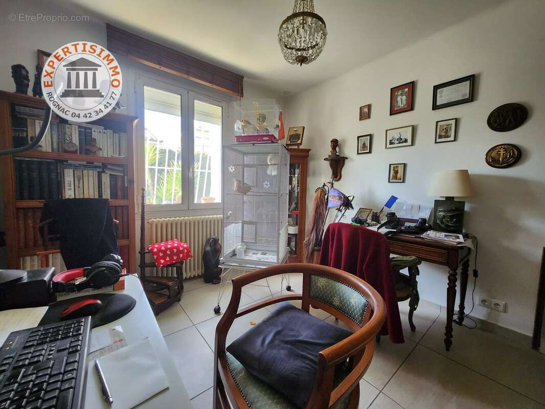 Maison à SAINT-VICTORET