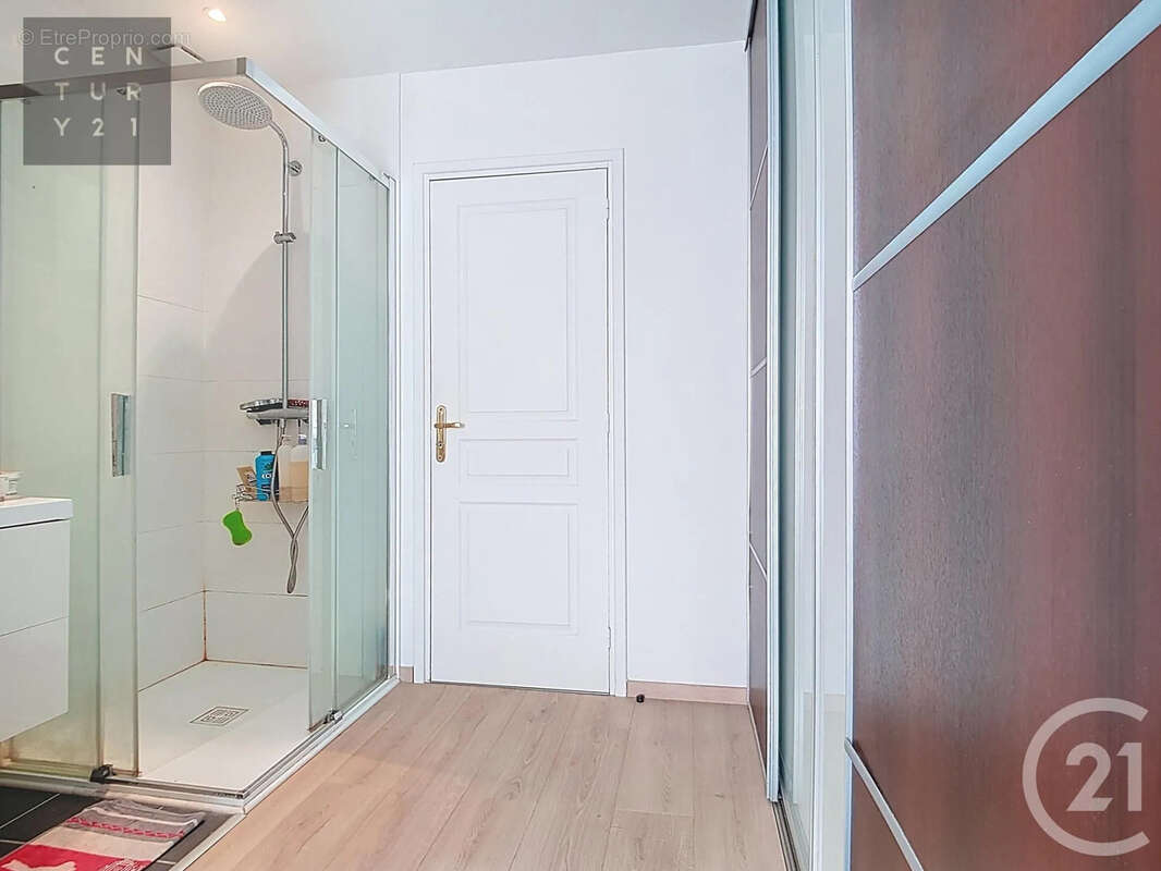 Maison à BREVIANDES