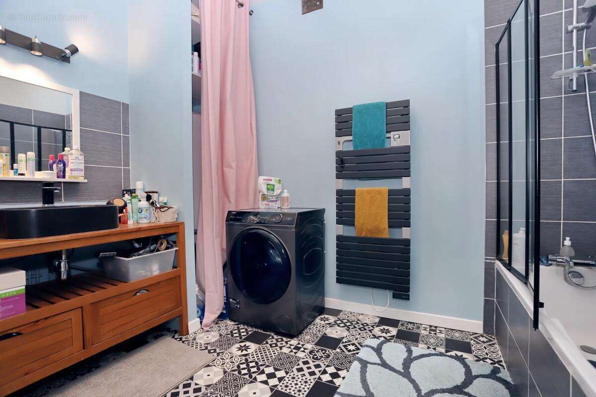 Appartement à MELESSE