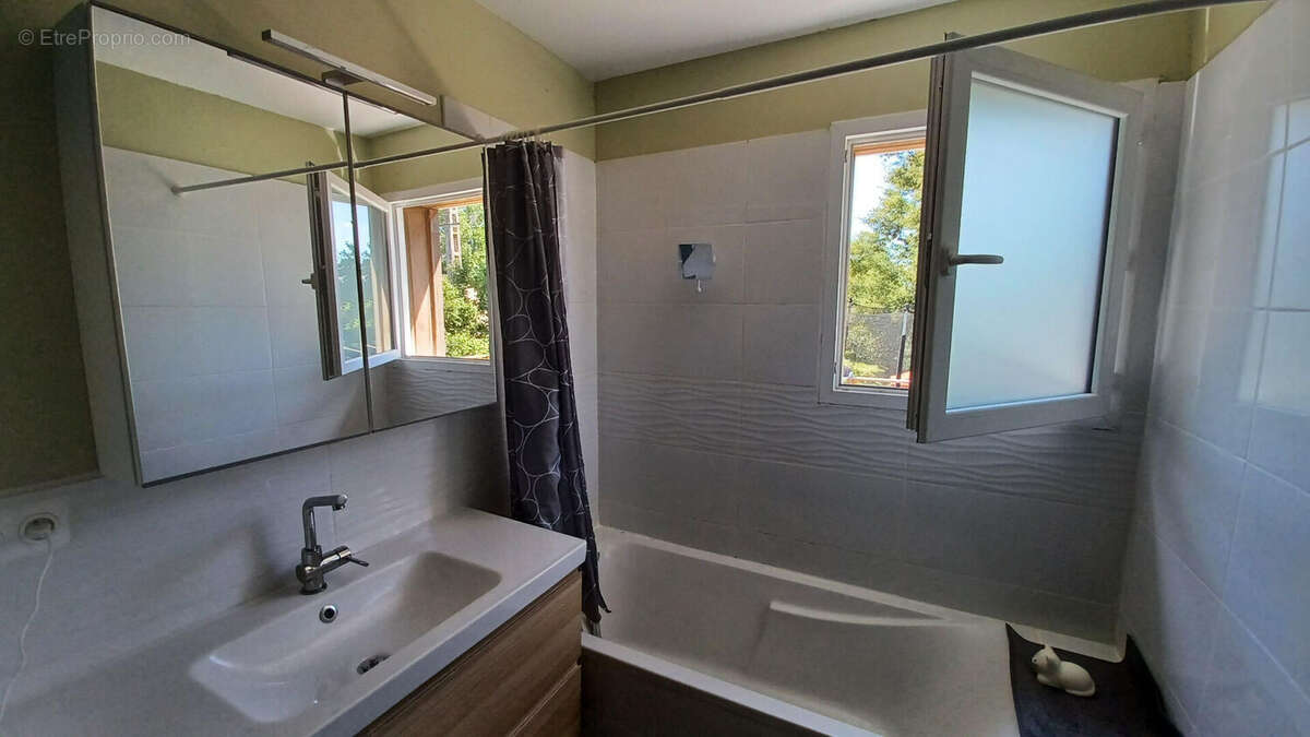 Maison à BEAUMONT-SUR-LEZE