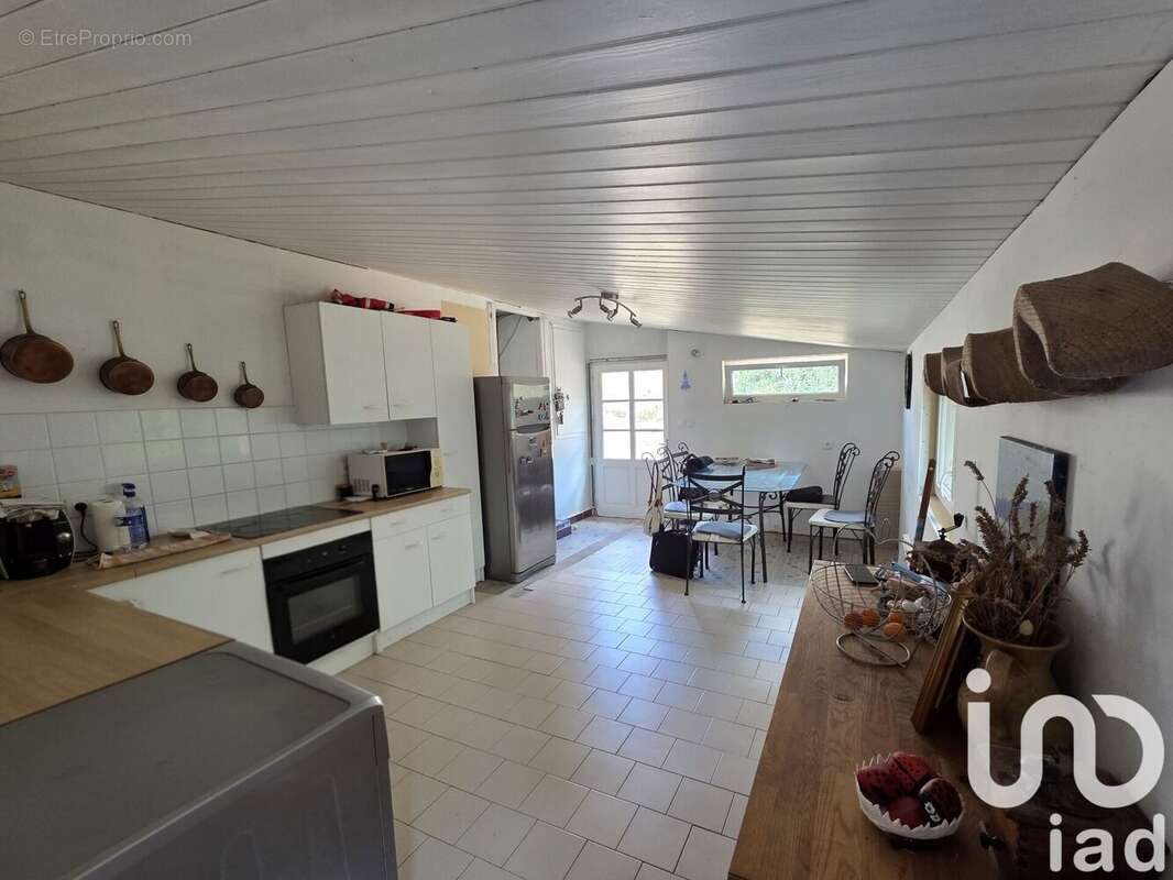 Maison 88 m² à Curzon  - photo 3