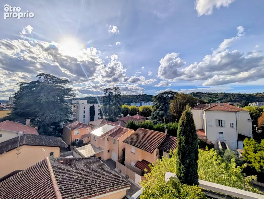 Appartement  en toit terrasse - Vienne Pyramide -  4 pièces - 95 m2 - 120 M² de terrasse - photo 14